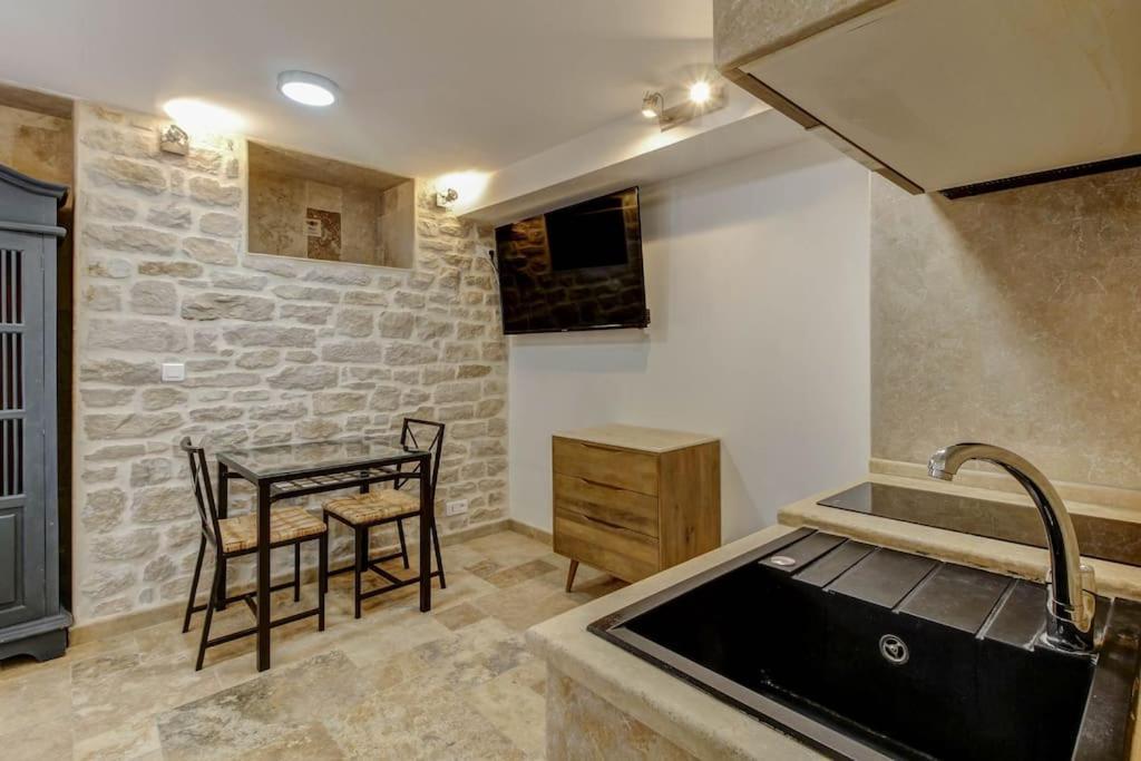 La Cachette - Topdestination-Dijon - Centre Ville - Classe 3 Etoiles 외부 사진